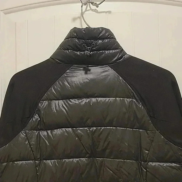 Calvin Klein Performance Black Lightweight Jacket Size Medium - Picture 6 of 9